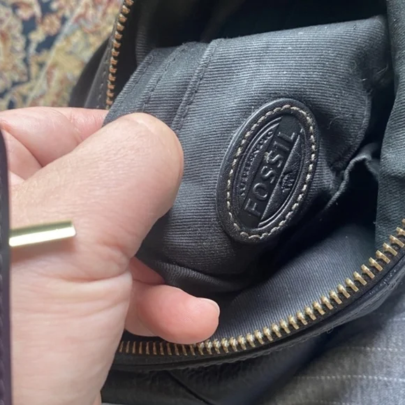 Fossil Small Black Leather Crossbody Bag - Picture 6 of 6